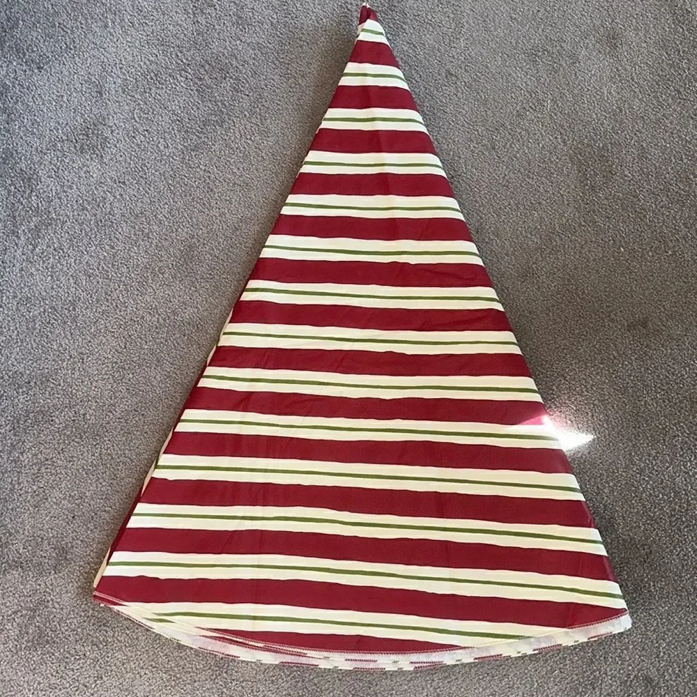 Holiday Striped Waterproof 70” Round Tablecloth!